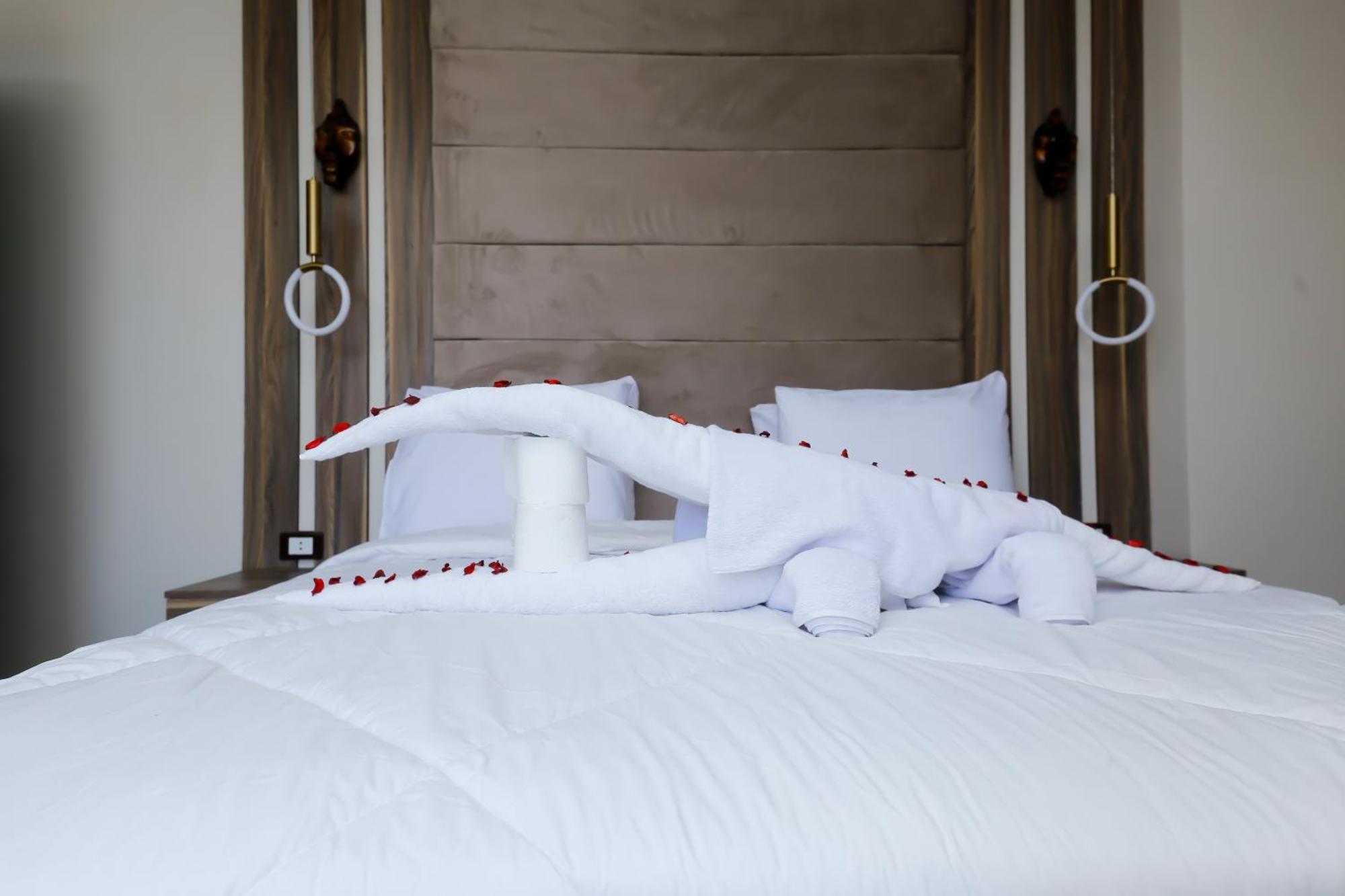 Imperial Pyramids Heights View Bed & Breakfast Nazlet el-Sisi Ngoại thất bức ảnh