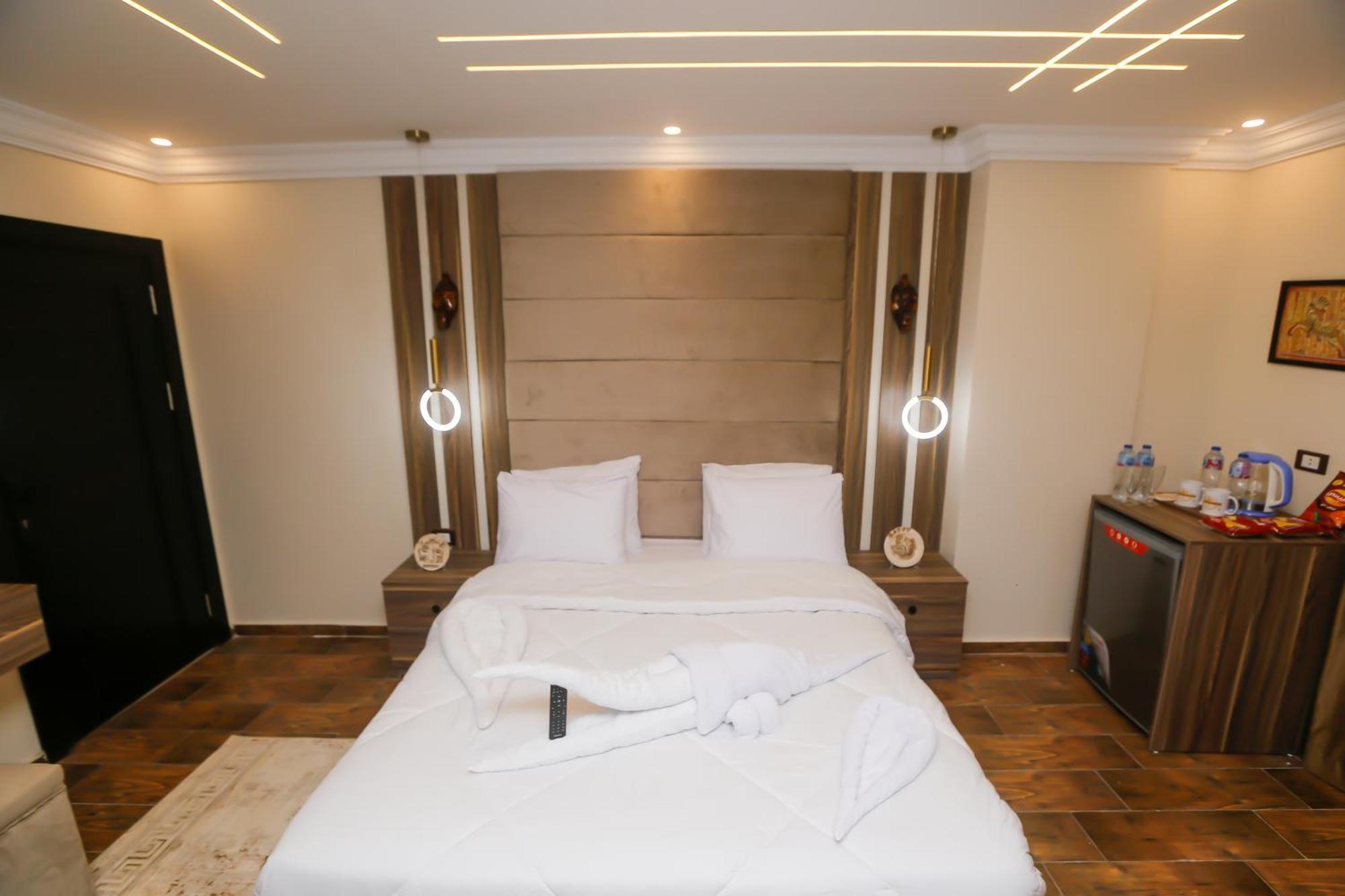 Imperial Pyramids Heights View Bed & Breakfast Nazlet el-Sisi Ngoại thất bức ảnh